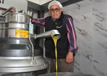 Devlet desteğiyle kurduğu tesisle yöre halkını üretime teşvik ediyor