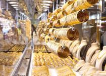 Kuyumcukent’te altını işleyen ve satan esnaf anlattı, altının kalbinde yaprak dökümü