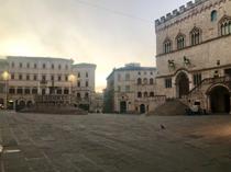 Empty streets, full houses: Italians getting used to the new way of life