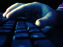 2 people arrested in cyber fraud op