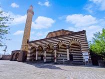 Authorities find tiles stolen 20 years ago