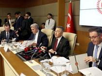 Türkiye delays decision on Swedens NATO membership bid