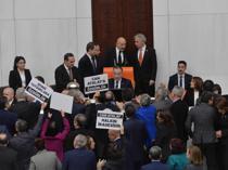 Parliament strips imprisoned TİP lawmaker of seat