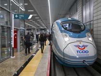 ‘Super-fast’ train to link Istanbul to Ankara in 80 minutes: Minister