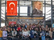 Web3 training to support women entrepreneurs in quake zone