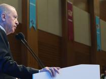 Erdoğan sees political softening as chance for new constitution