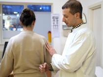 German health system grapples with potential returns of Syrian doctors