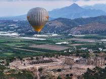 Hot air balloon tours offer sky-high view of Antalya’s rich heritage