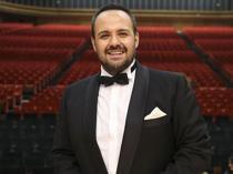Turkish tenor Murat Karahan receives special Pavarotti award