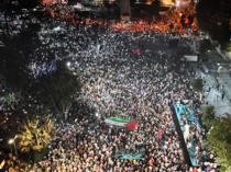 Thousands take to street around world to oppose Israel plan