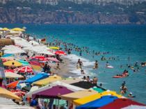 Antalya tourism aims for 17 mln visitors despite global challenges