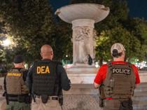 Trump says placing Washington police under federal control