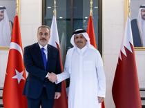 Turkish top diplomat holds high-level talks in Doha