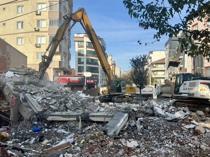 21 structures cleared in Gebze as probes follow fatal cave-in