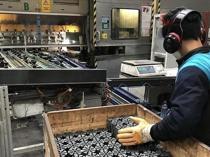 German factory orders up but outlook still muted