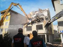 Controlled demolition, debris removal continue after Balıkesir quakes