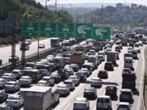 Electric and hybrid cars surge as conventional sales fall