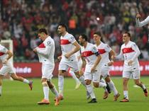 Türkiye seeks to clinch playoff spot against Bulgaria