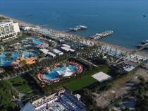 Hoteliers roll out new drive to save water amid climate concerns