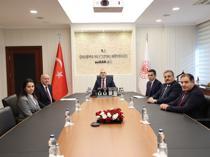 Wage panel meets without worker representatives