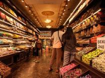 Turkish consumer confidence down in December