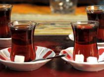 Some companies found adding food dye to tea