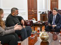 Turkish justice minister meets family as probe into student’s suspicious death drags on