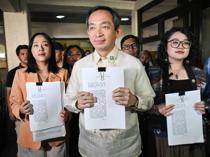 Marcos hit with impeachment complaint