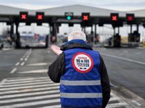 Truckers Balkan border blockade over EU rules continues