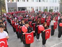 Turkish schools to resume education with flag awareness week