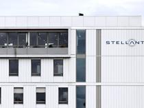 Stellantis takes massive hit for overestimation of electric shift