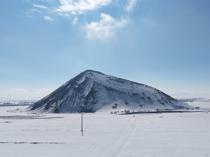 Snow-covered Pyramid captivates visitors