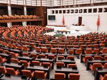 Three re-arrested after appeal in parliament abuse case