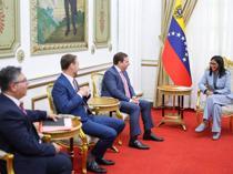 Shell executives visit Venezuela to discuss gas project