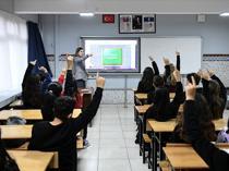 Ministry to require C1-level Turkish for foreign teachers