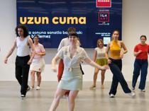 Istanbul Modern extends Friday hours with new events