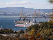 Moscow piles pressure on Washington over oil sanctions