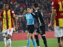 Woman referee officiates Süper Lig match for first time since 2004
