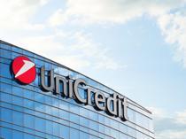 Italian UniCredit makes bid for Germanys Commerzbank