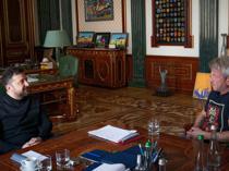 Sean Penn wins supporting actor Oscar, skips ceremony