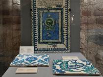 Türkiye recovers two stolen 16th-century İznik tiles