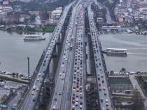 Schools resume in Türkiye as post-Eid travel surge grips highways