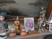 Antique dealers warn buyers: ‘Not everything old is antique’