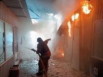 Russian strike on Ukraine market kills five, wounds 25