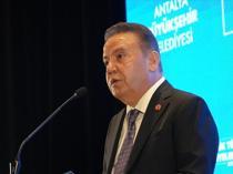 Court orders arrest of suspended Antalya mayor in graft probe