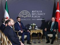 Erdoğan steps up sideline diplomacy at Antalya forum