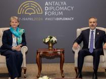 Fidan meets British, Russian counterparts at Antalya Diplomacy Forum