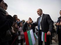 Bulgarias former president tops parliamentary vote