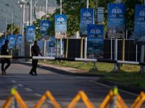 US envoys heading to Pakistan for uncertain Iran talks