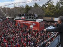 Özel vows end to privileges under CHP rule